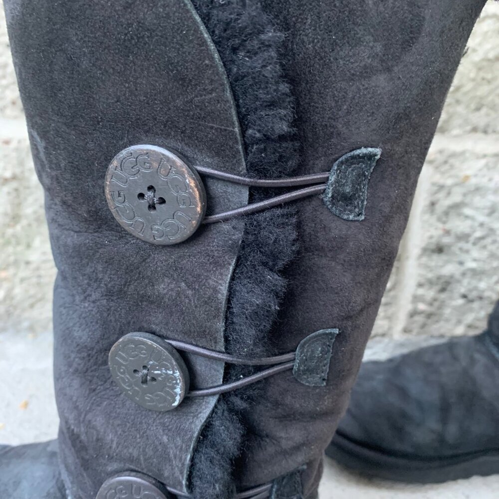 UGG AUSTRALIA Bailey Button Boots Womens 7 38 Black Suede High Boot Shearling - Picture 7 of 13